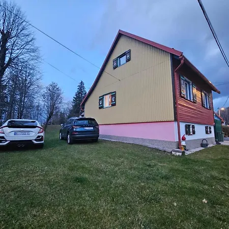 Tatil Evi Kuca Sarenka Kupjak