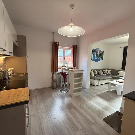 Kuca Sarenka Tatil Evi