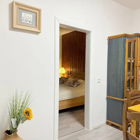 Kuca Sarenka * Kupjak