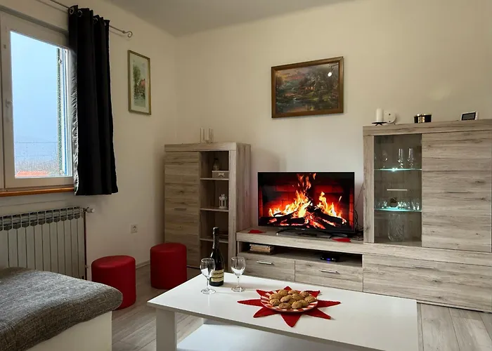Kuca Sarenka Сasa de vacaciones Kupjak
